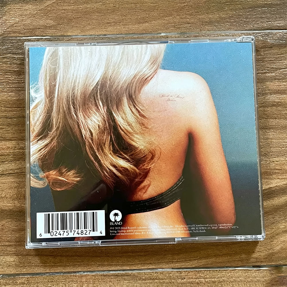 CD 'Short N' Sweet' - Álbum de - Vintage Collectibles avaliação e preço