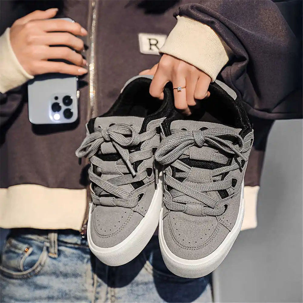 Com laço hiphop sapatos escola - Vintage Collectible Stores avaliação e preço